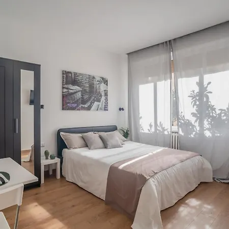 Apartment Modern Near The Station! *